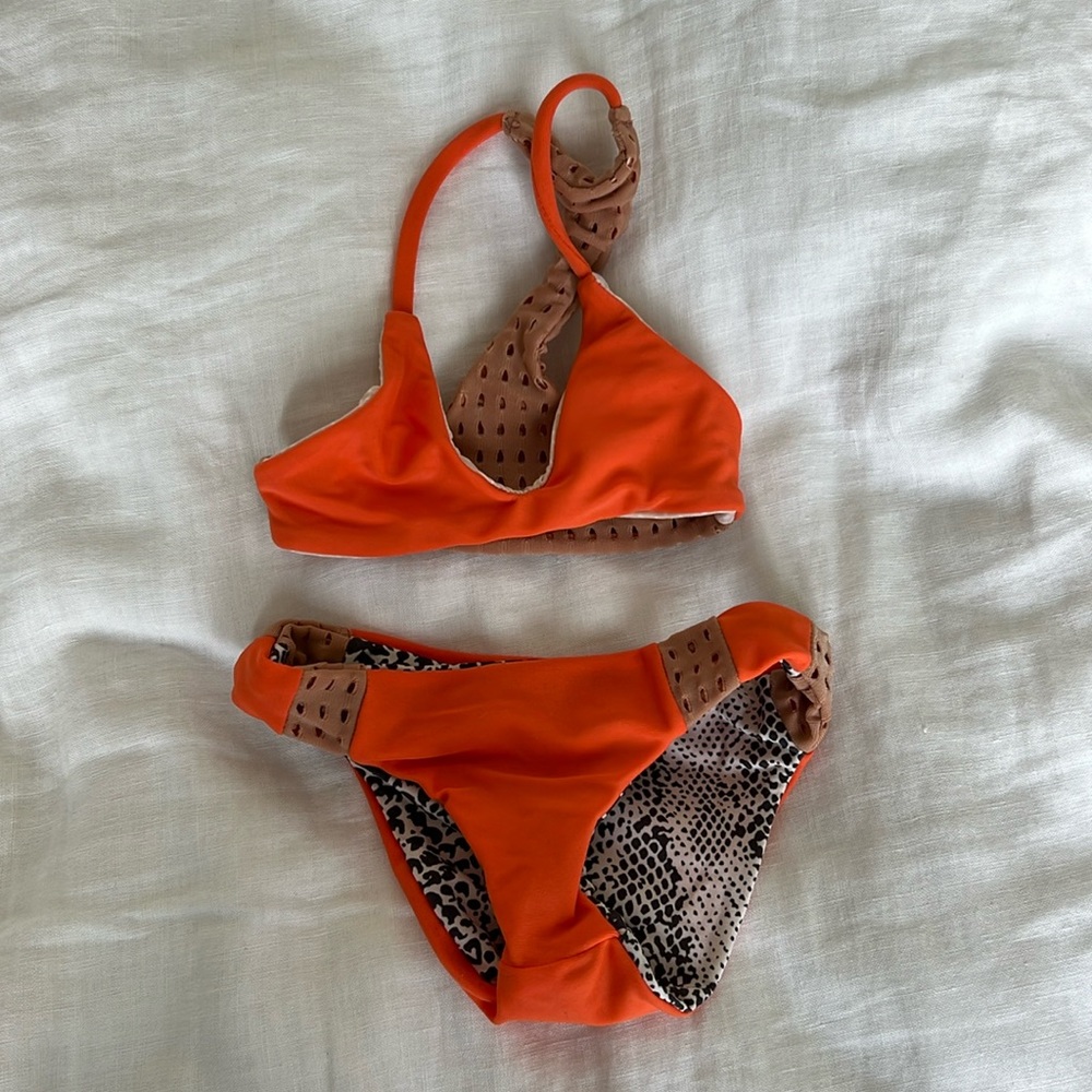 Acacia Honey Swim